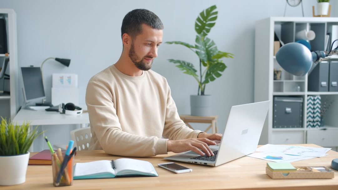 Emprendedor Ecuatoriano Triplicó Ventas con su Web Profesional